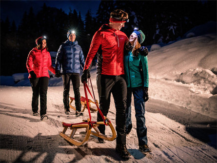 Night sledging with dinner in a mountain hut Urtijëi/Ortisei 1 suedtirol.info