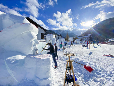 28th Snow sculpture competition Sëlva/Selva 1 suedtirol.info