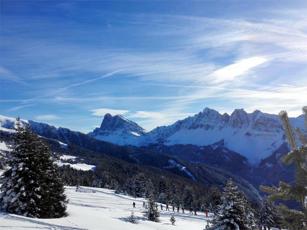 Guided snowshoe hike - Halsl Villnöss/Funes 2 suedtirol.info