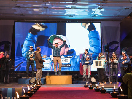 Bib draw and official award ceremony FIS races Sëlva/Selva 2 suedtirol.info