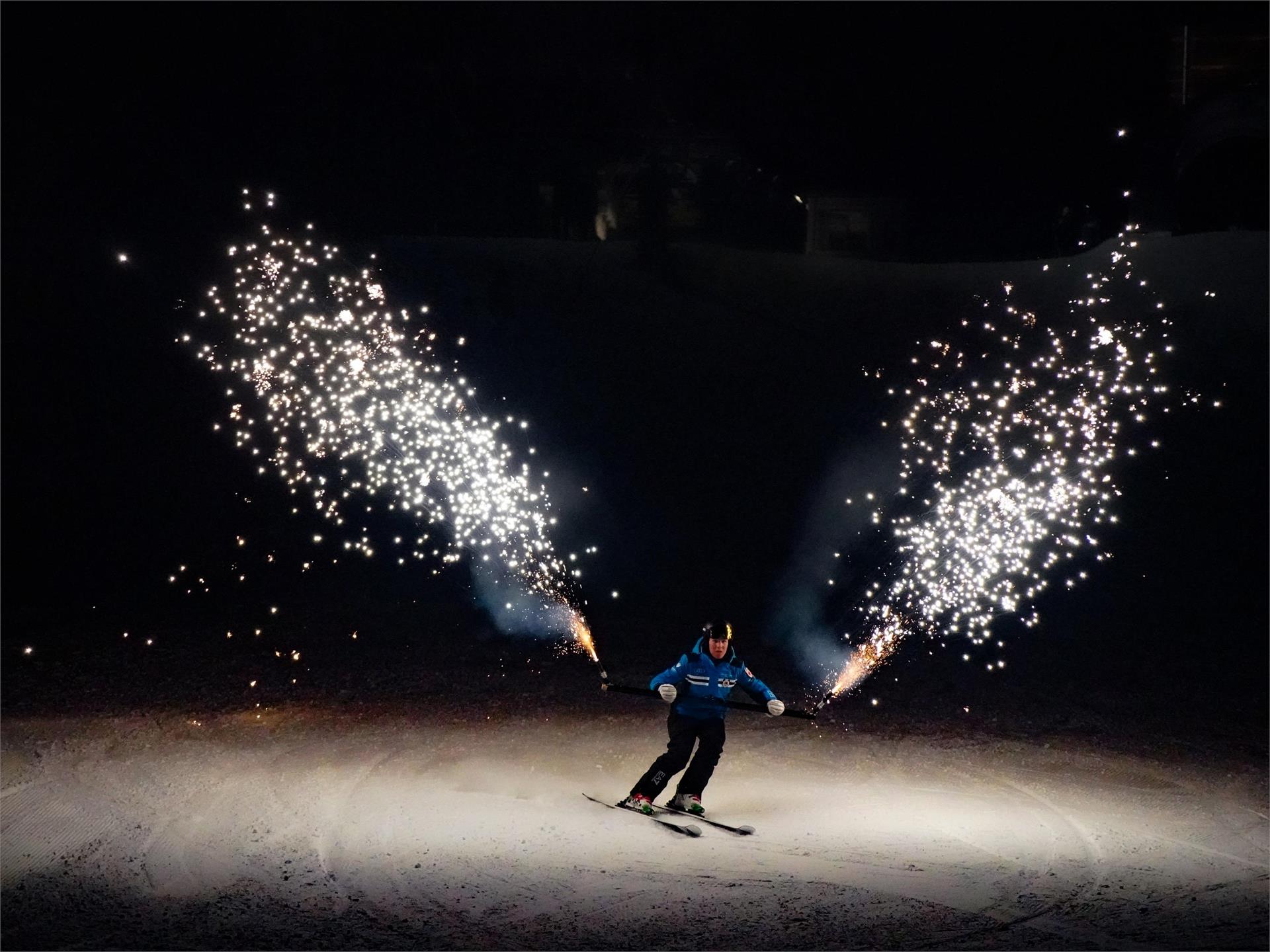 Show sön i schi - Ski show delle scuole di sci La Villa e Dolomites Badia 1 suedtirol.info