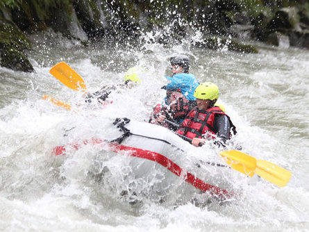 Schnupper-Raftingtour für Familien Mühlbach 1 suedtirol.info