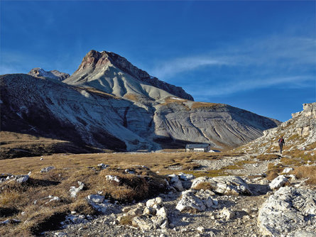 Escursione al paesaggio lunare Puez nel Parco naturale Puez-Odle Selva 2 suedtirol.info