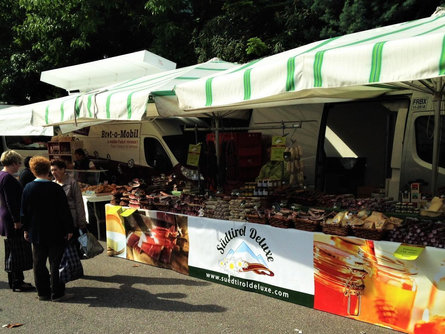 Mercato settimanale Laives 2 suedtirol.info