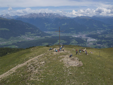 From the Rodenecker - Lüsner Alm mountain pastures to the Astjoch ridge Rodeneck/Rodengo 3 suedtirol.info