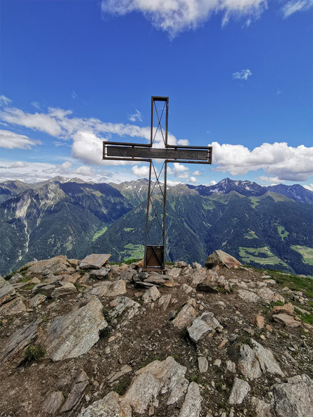 Hike on the Matatz Spitze Peak (2,264 m) Moos in Passeier/Moso in Passiria 3 suedtirol.info