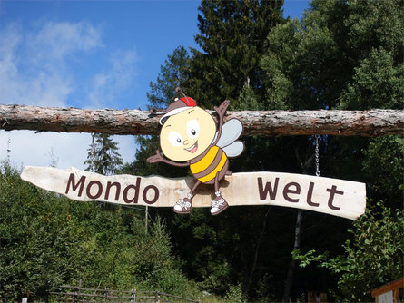 Bee World at the Rainguthof Animal Park Tisens/Tesimo 1 suedtirol.info