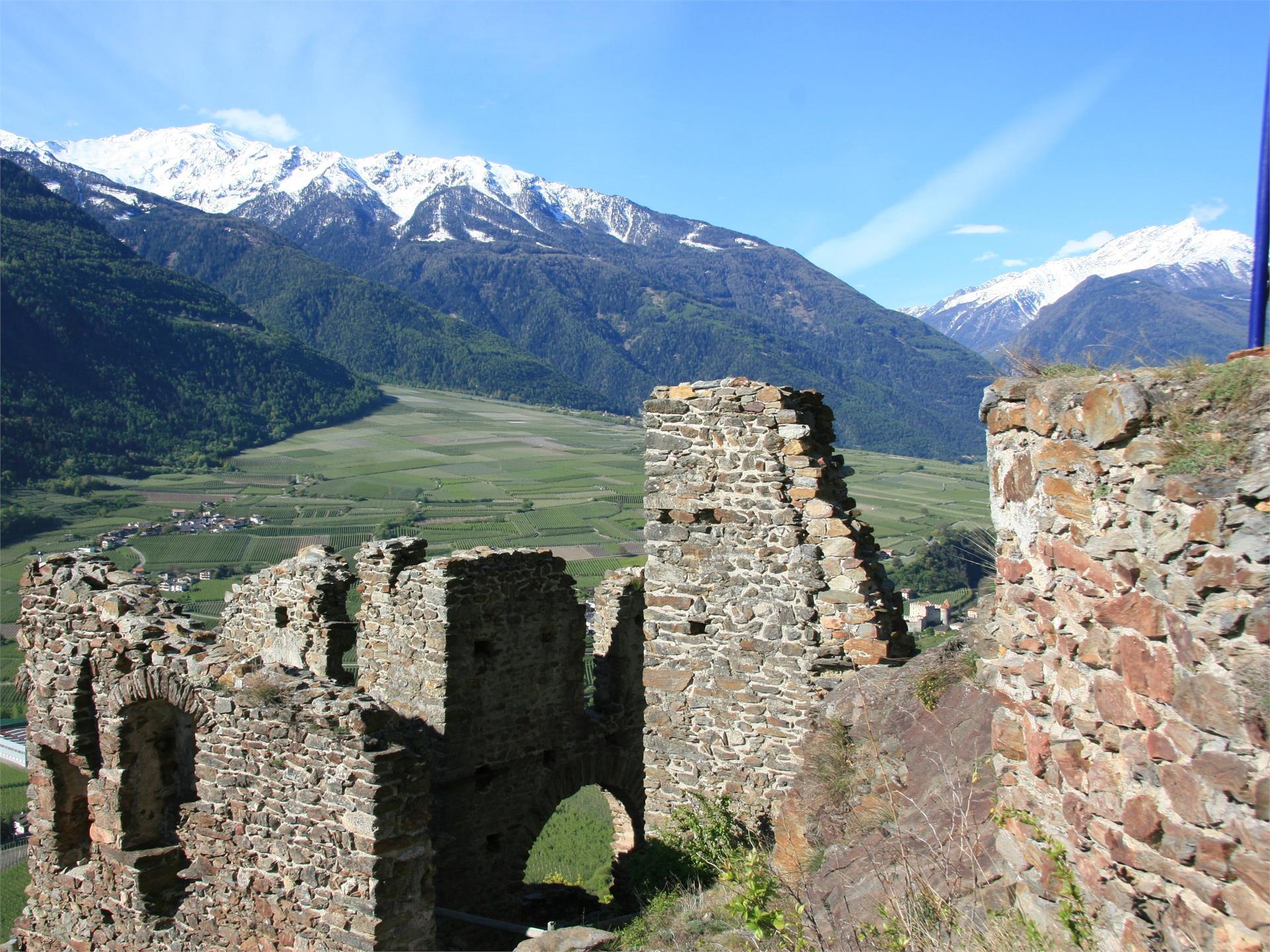 Castle path Kastelbell-Tschars/Castelbello-Ciardes 1 suedtirol.info