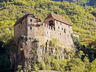Burgenweg Bozen Jenesien Schloß Runkelstein