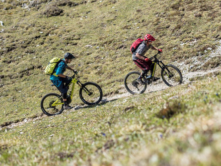 E-Bike tour Silvestertal/Valle San Silvestro valley Toblach/Dobbiaco 1 suedtirol.info