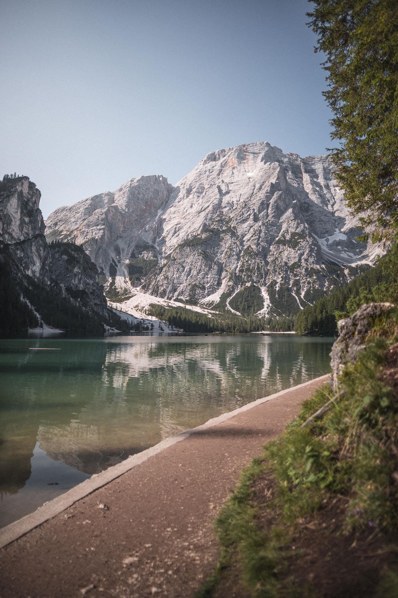 Family hiking tour - walk around the Pragser Wildsee Lake Prags/Braies 1 suedtirol.info