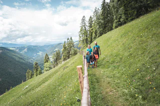 Familienwanderung von Karersee zum Elisabethdenkmal - Welschnofen - #3 - suedtirol.info