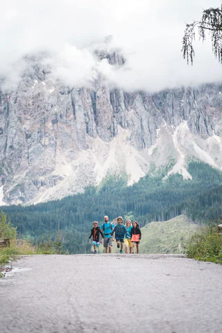 Familienwanderung von Karersee zum Elisabethdenkmal - Welschnofen - #6 - suedtirol.info