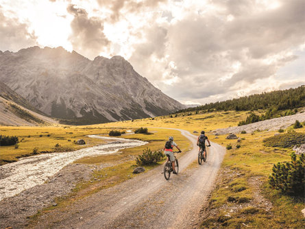 Tour to Pass Gallo - Mora Valley Mals/Malles 3 suedtirol.info