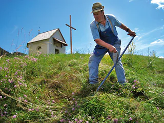 Geopfad - Heilig-Grab-Hügel mit Kapelle - Villnöss - #2 - suedtirol.info