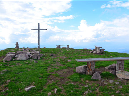 Oclini - Corno Nero round hike Aldein/Aldino 3 suedtirol.info