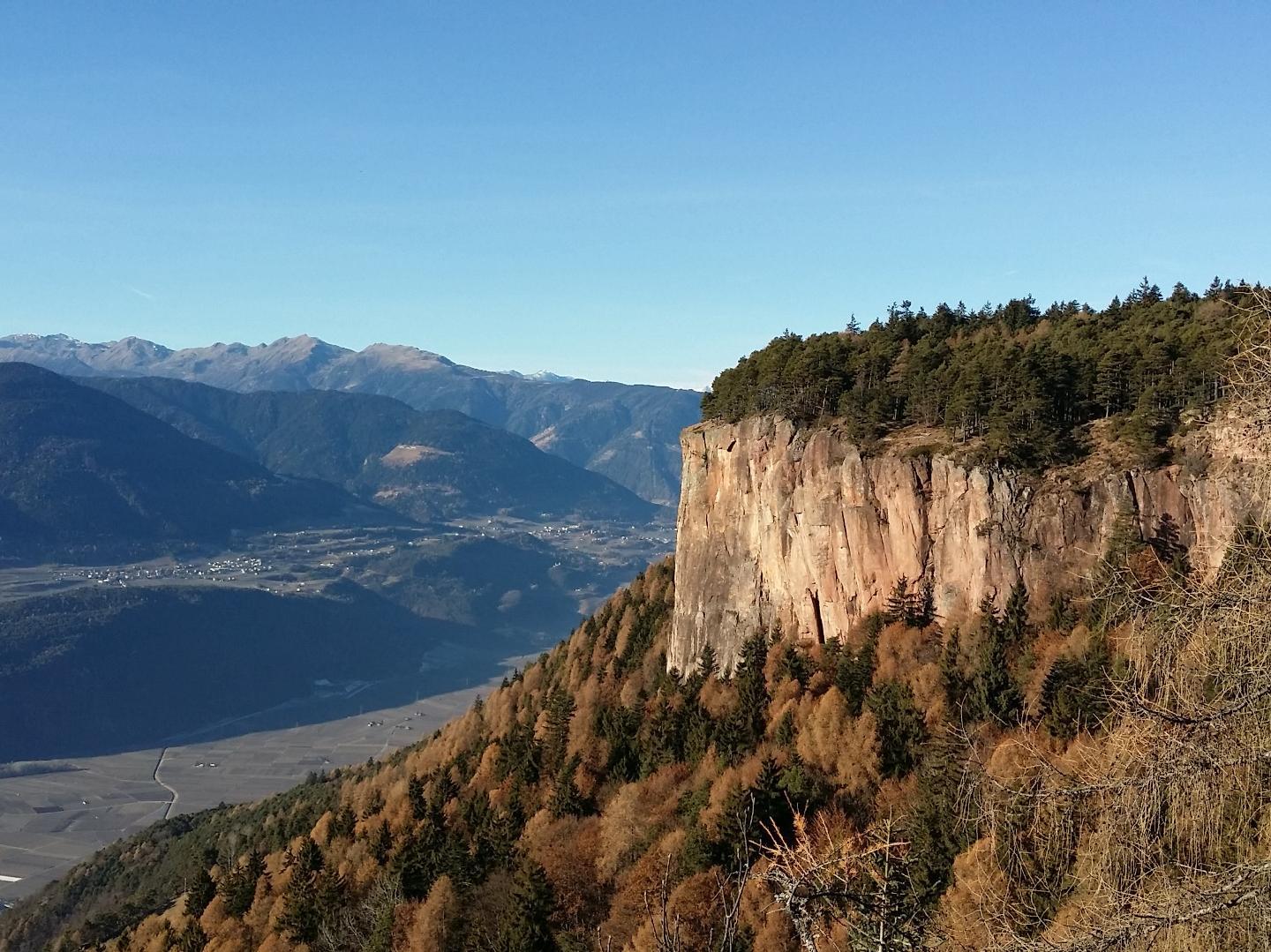 Meltina - San Giorgio - Albergo Tschaufen Terlano 4 suedtirol.info