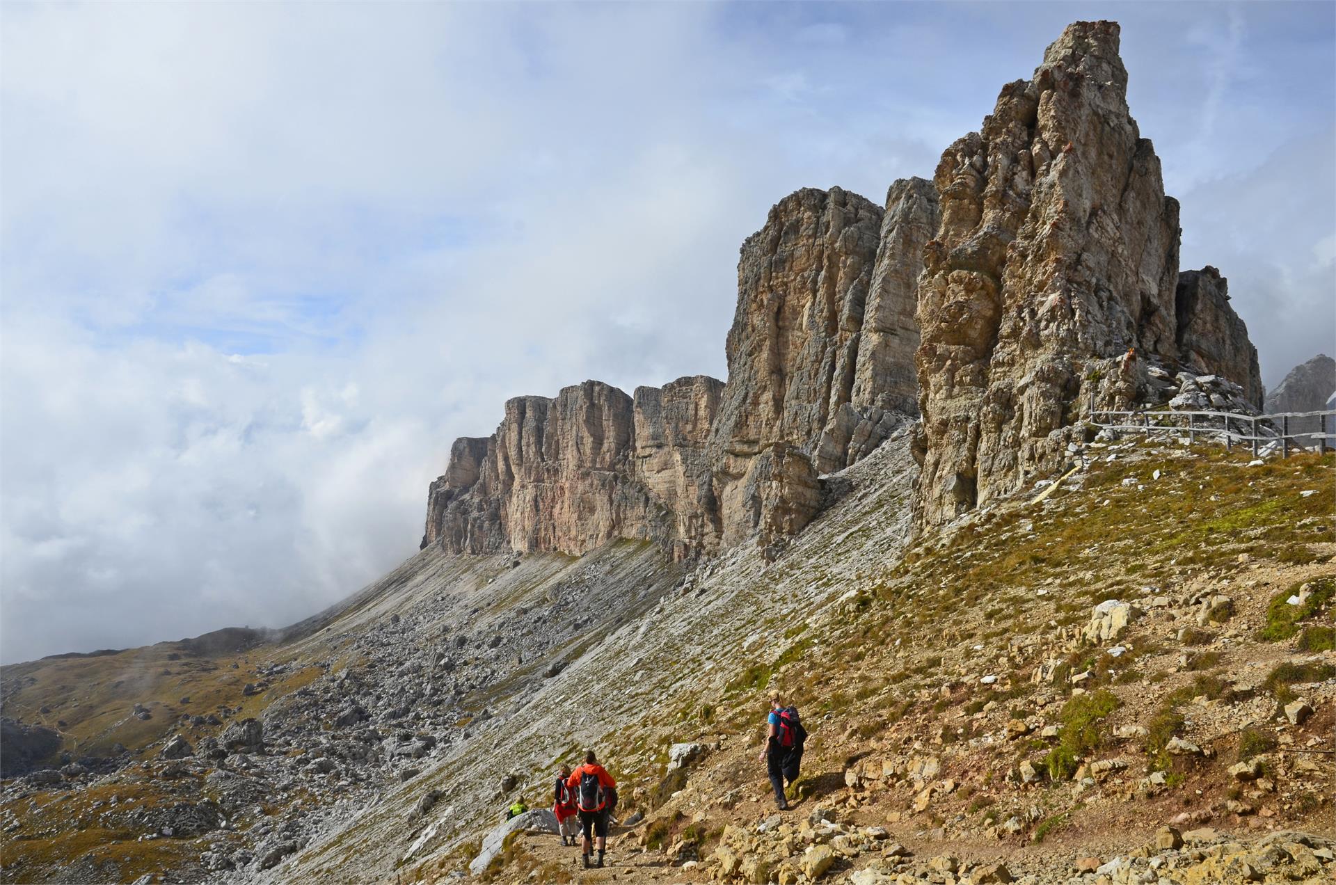 Trekking tour "Curona de Gherdëina" S.Crestina Gherdëina/Santa Cristina Val Gardana 4 suedtirol.info