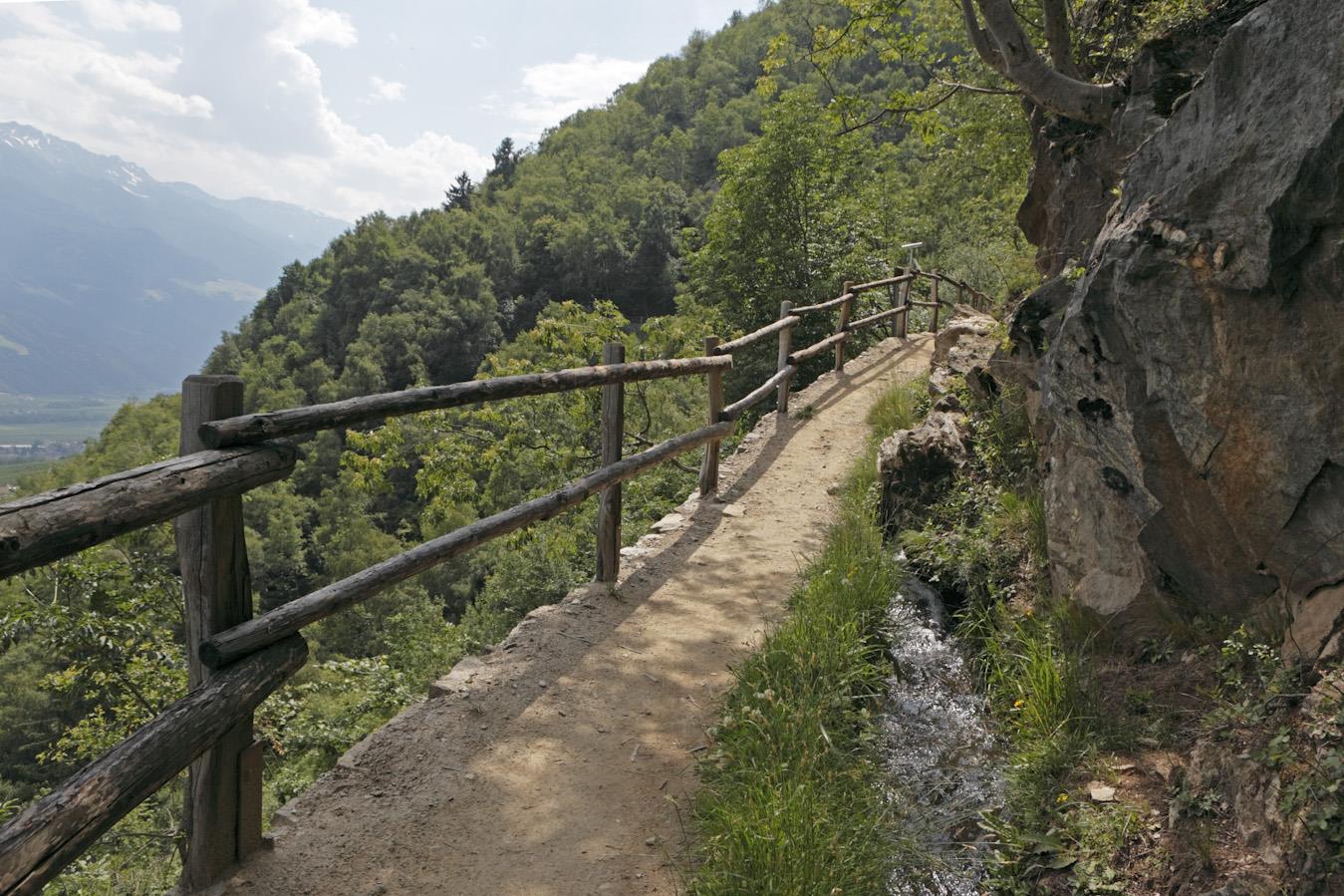 Percorso Circolare - "Waalweg" di Parcines (sentiero della roggia) Parcines 2 suedtirol.info