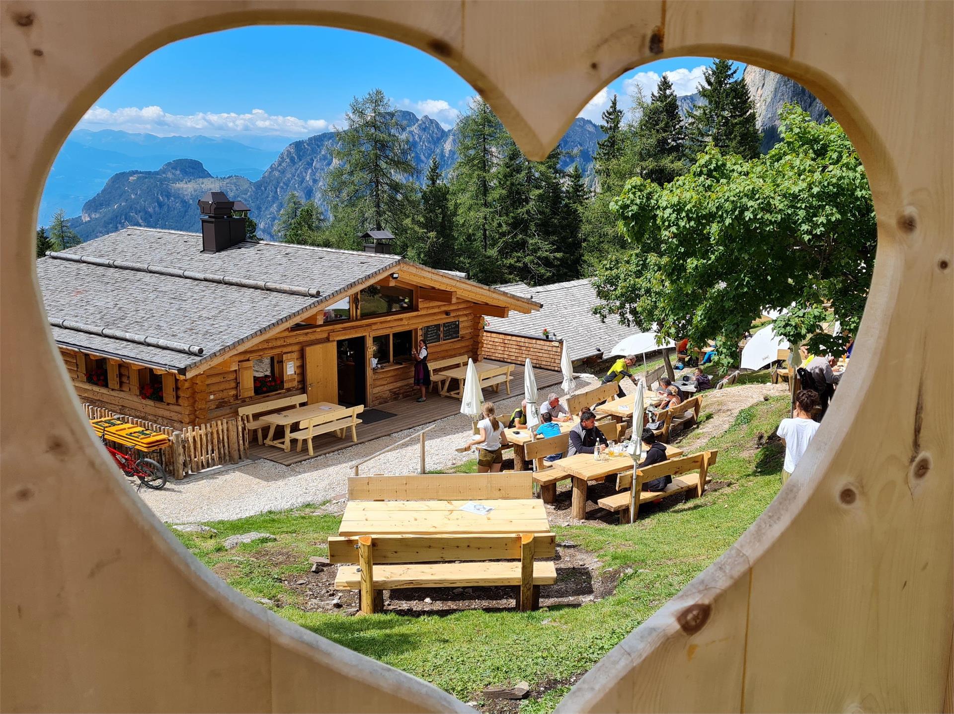 Panoramic tour to Haniger Schwaige mountain hut Welschnofen/Nova Levante 2 suedtirol.info