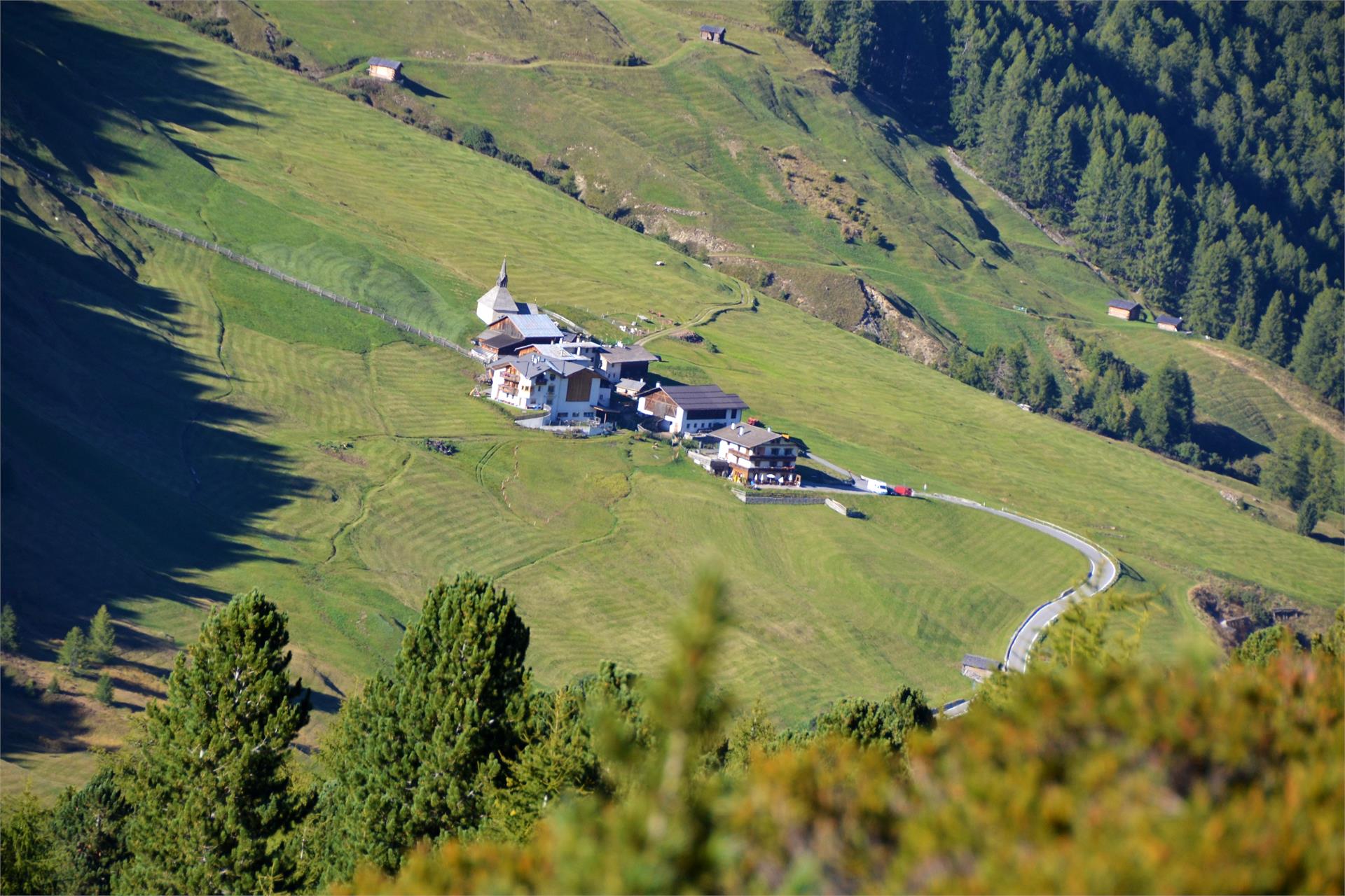 Reschen -  Rojen - Schöneben - Reschen Graun im Vinschgau 3 suedtirol.info