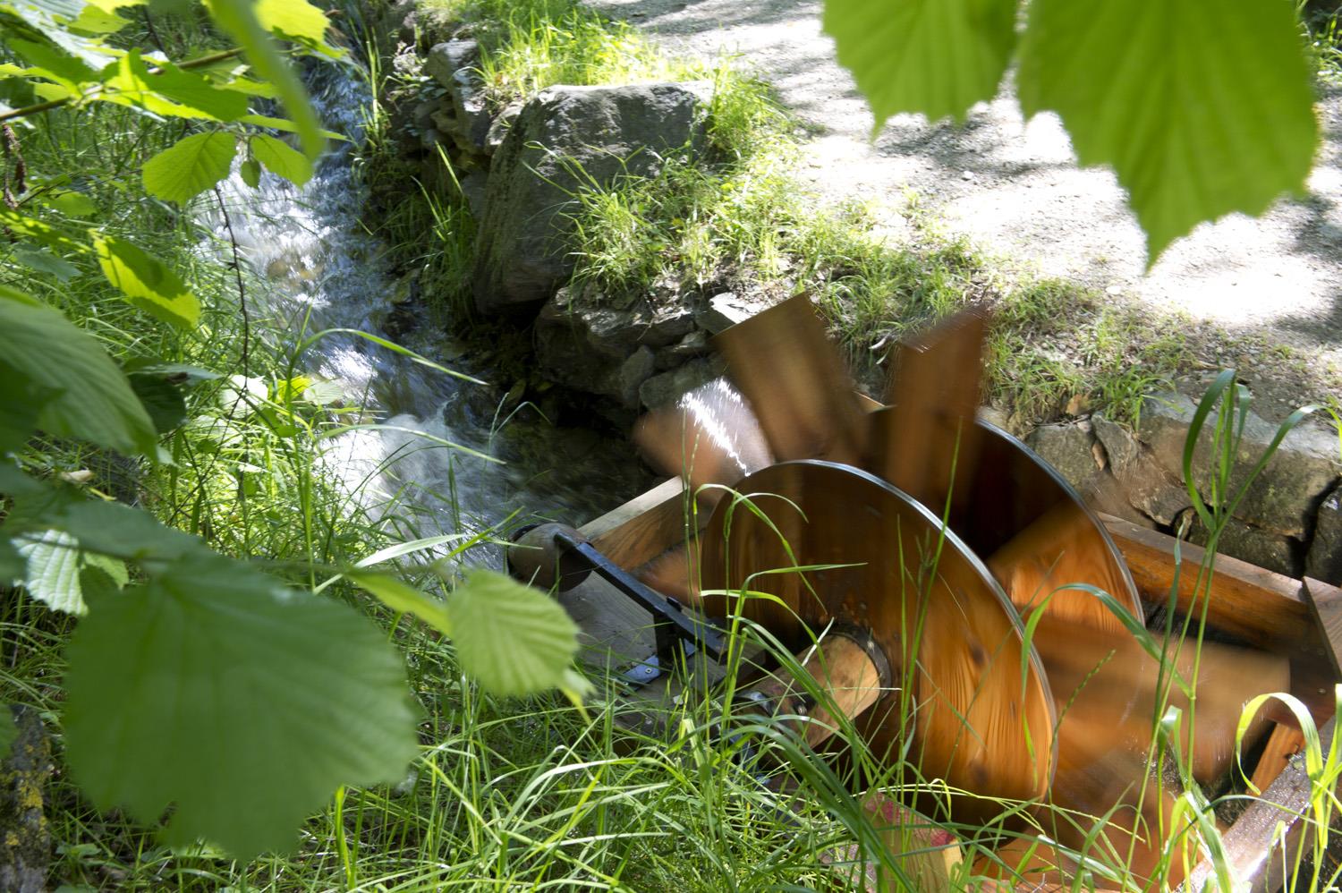 Percorso circolare - sentiero della roggia di Rablà Parcines 4 suedtirol.info