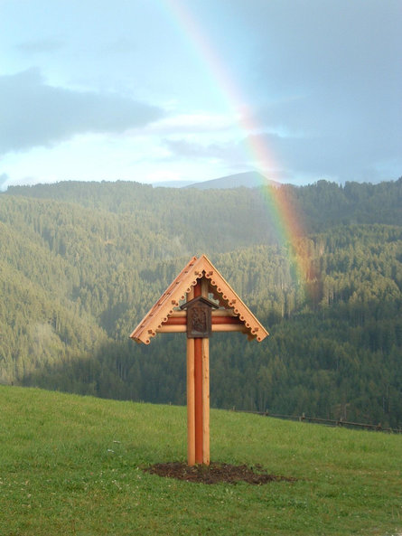 Walking trail to St. Leonhard  2 suedtirol.info