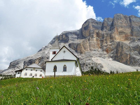 Summer hike to Santa Croce / Heiligkreuz Badia 1 suedtirol.info