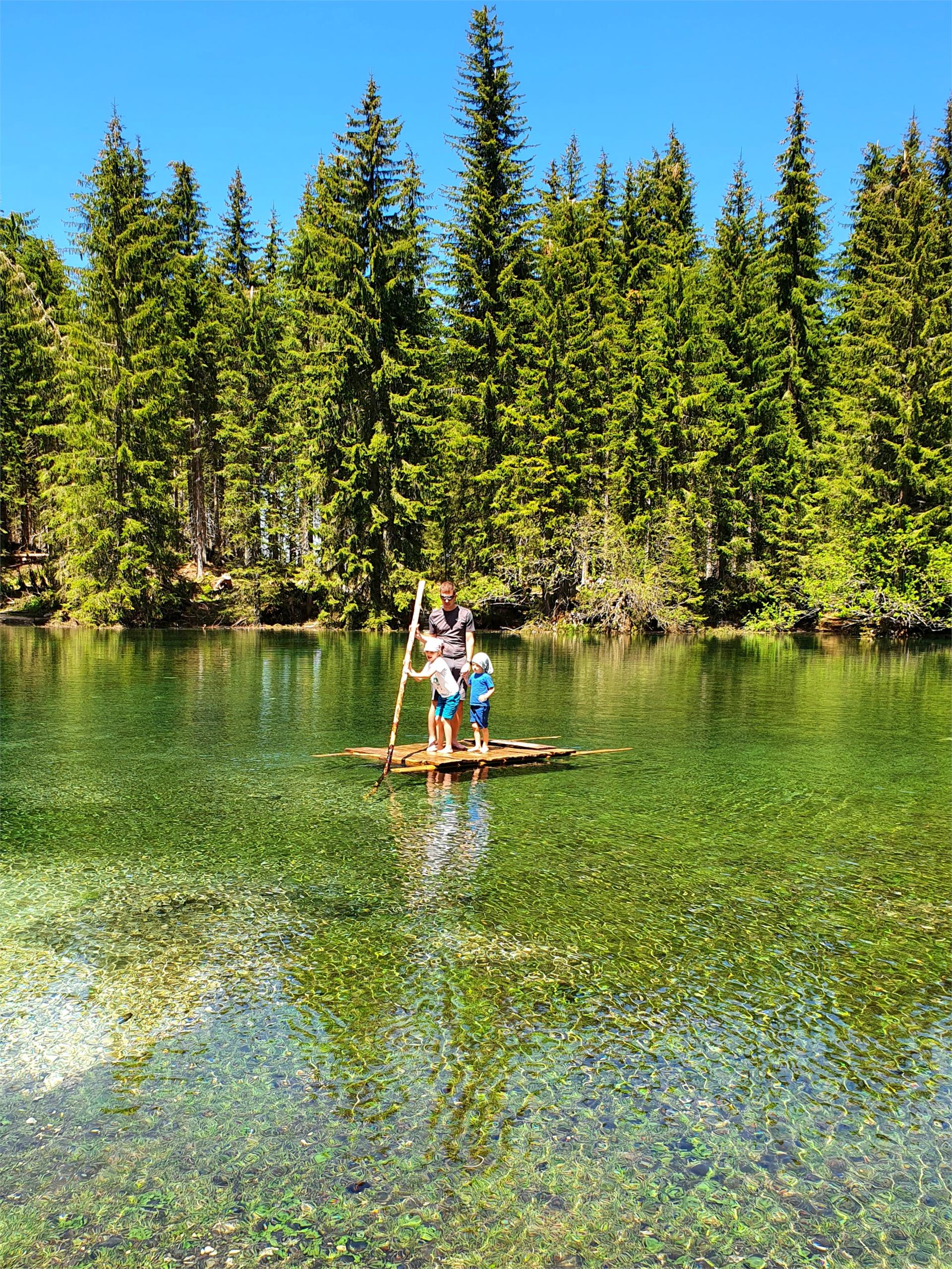 Circular lake hike to Lake Carezza and Lake Mittersee Welschnofen/Nova Levante 2 suedtirol.info