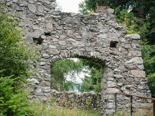 Wanderung zur Burgruine Neurasen - Rasen-Antholz - #4 - suedtirol.info