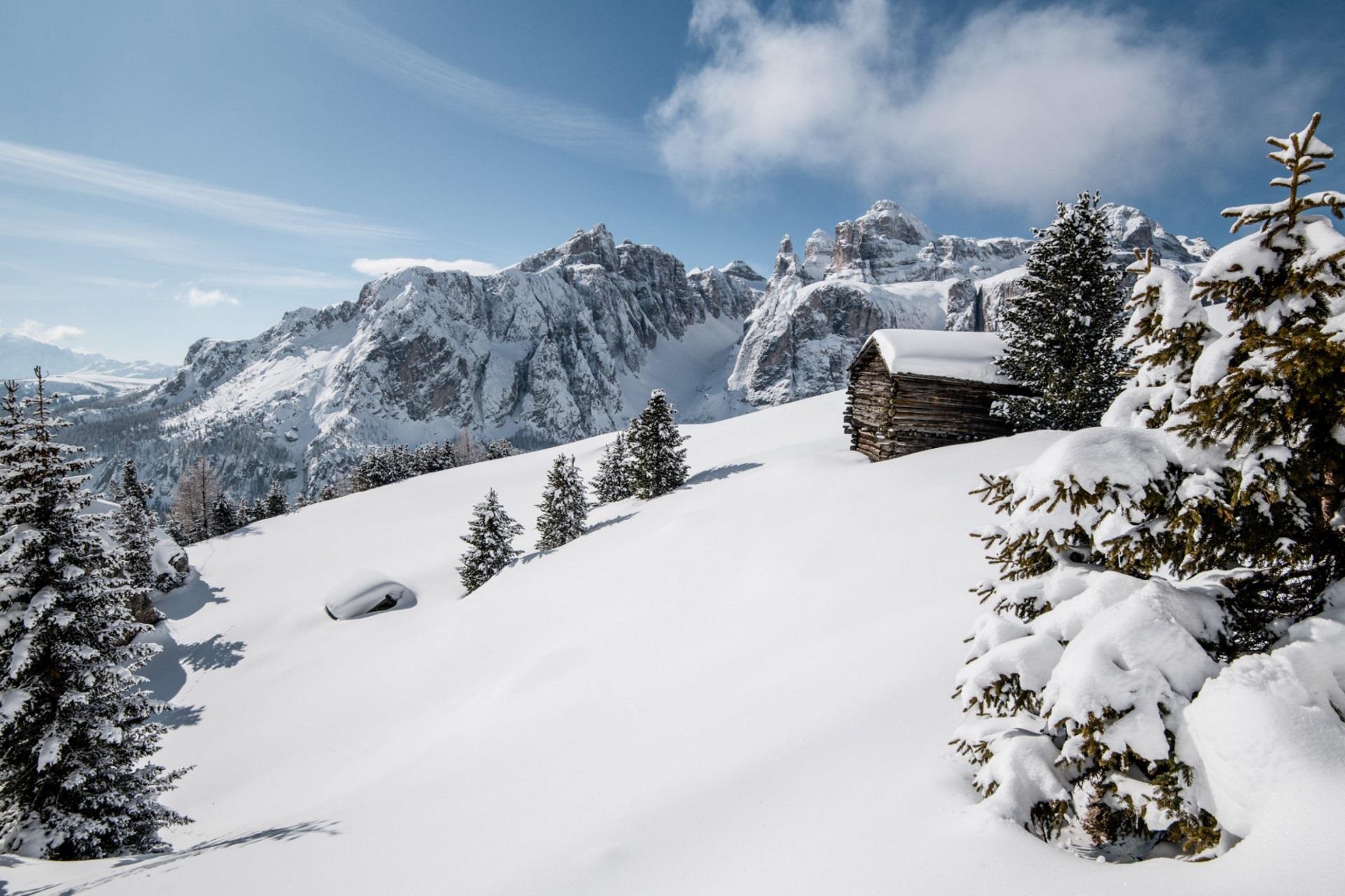 Ciaspolata dal passo Gardena a Colfosco Corvara 1 suedtirol.info