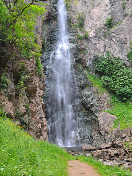 Passeggiata alla cascata di Vilpiano Tesimo 2 suedtirol.info