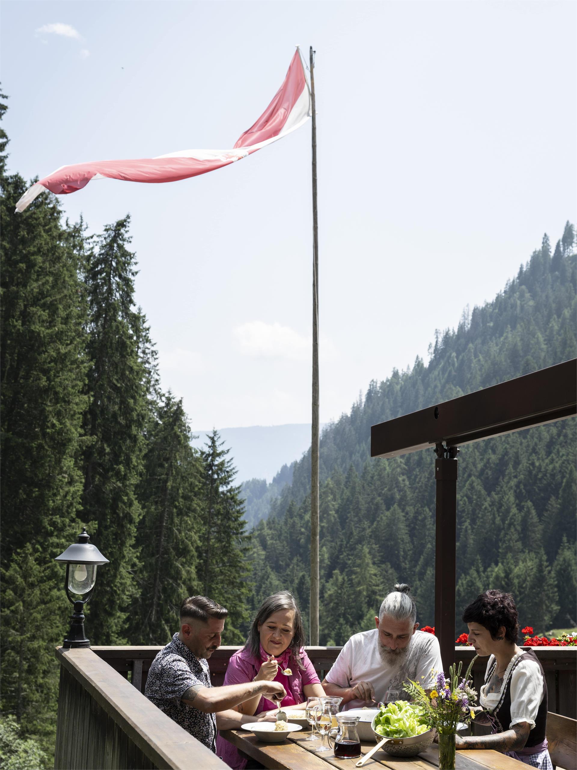 Tour all'alba sull' Alta via di Merano, Hohe Wiege - Rifugio Nasereit - Cascata di Parcines Parcines 9 suedtirol.info