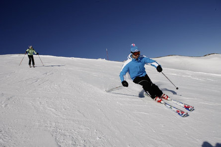 Discesa a valle - pendio ripido Senales 1 suedtirol.info