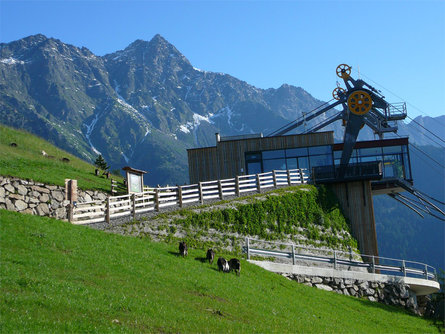 Sull'Alta Via di Merano n° 24 verso la cascata di Parcines Parcines 1 suedtirol.info