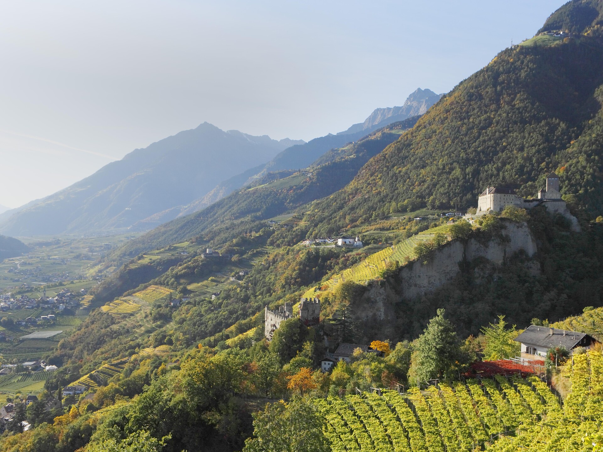 Von Partschins zum Schloss Tirol - Partschins - #1 - suedtirol.info