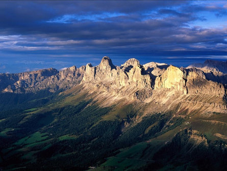 Multi-Day hike from the Catinaccio to the Sciliar Welschnofen/Nova Levante 1 suedtirol.info