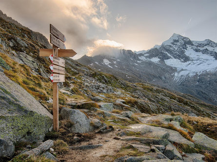 Hut to hut hiking: Krimmler Tauern - Trek Prettau/Predoi 1 suedtirol.info