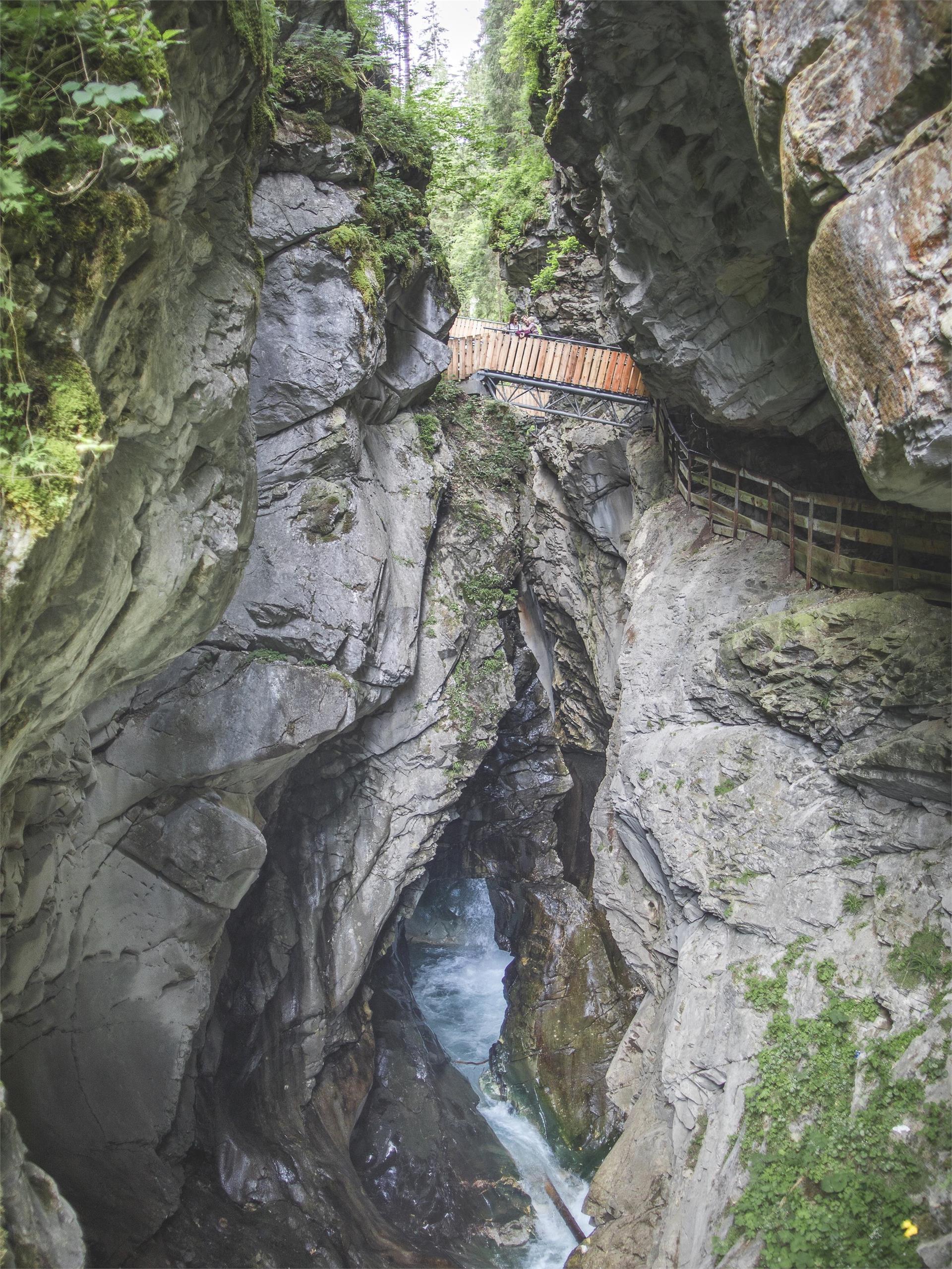 Escursione nelle Cascate di Stanghe Racines 1 suedtirol.info