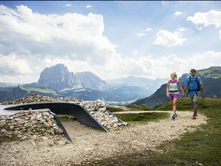 Wanderung zur Dolomites UNESCO Welterbeterrasse Mastlé - St.Christina in Gröden - #1 - suedtirol.info