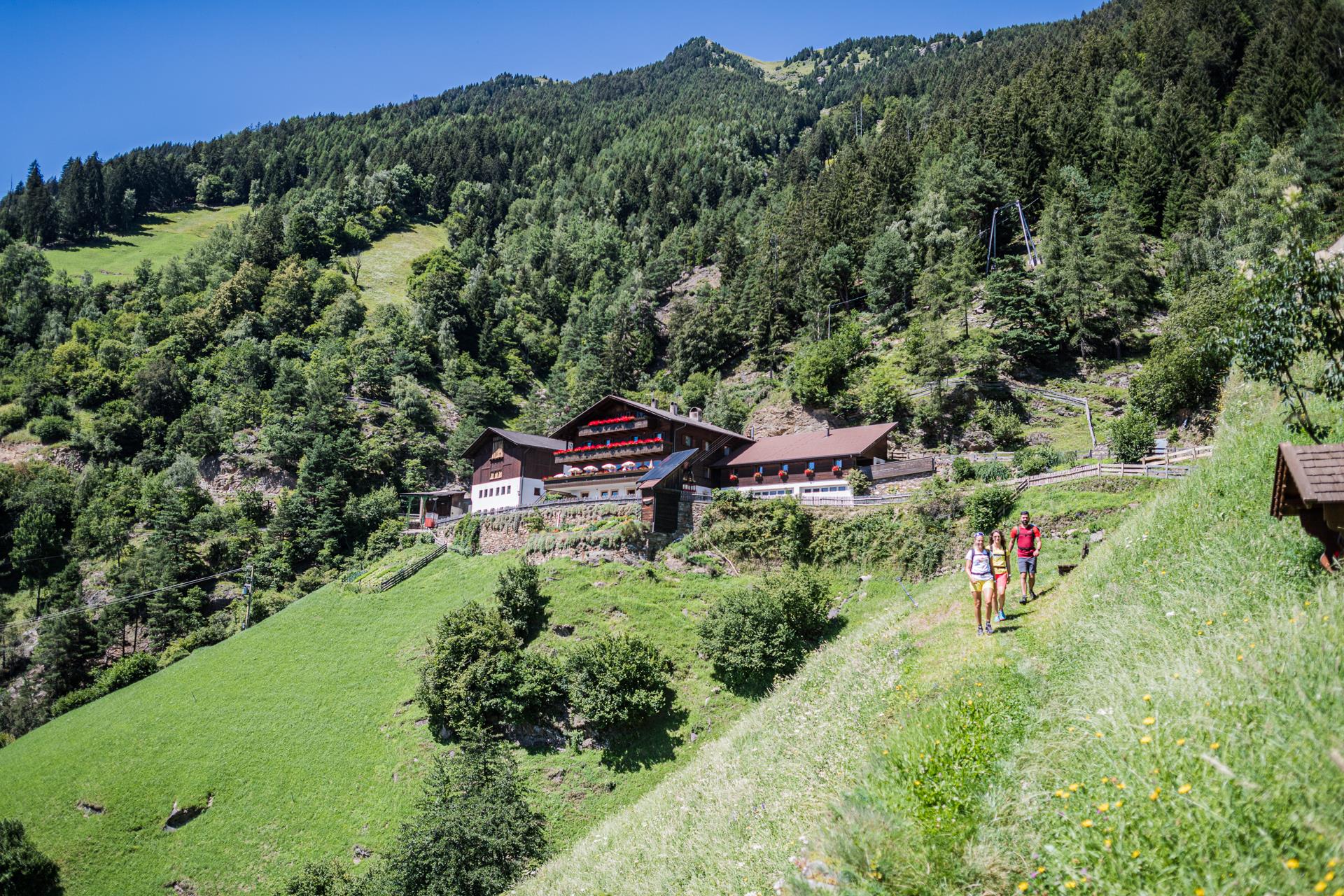 Hike to the Mutkopf Tirol/Tirolo 4 suedtirol.info