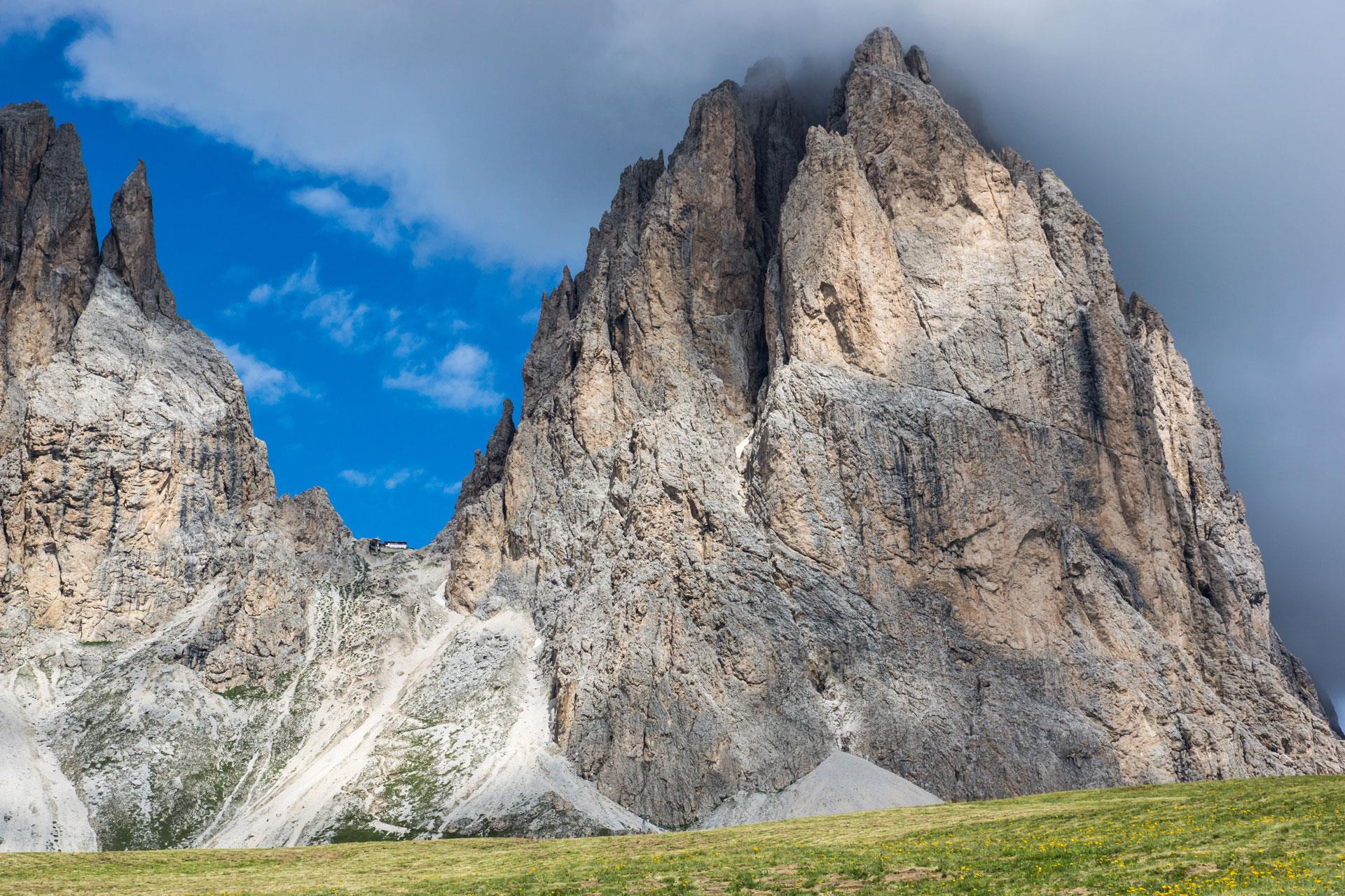 Hike around the Plattkofel and Langkofel Kastelruth/Castelrotto 3 suedtirol.info