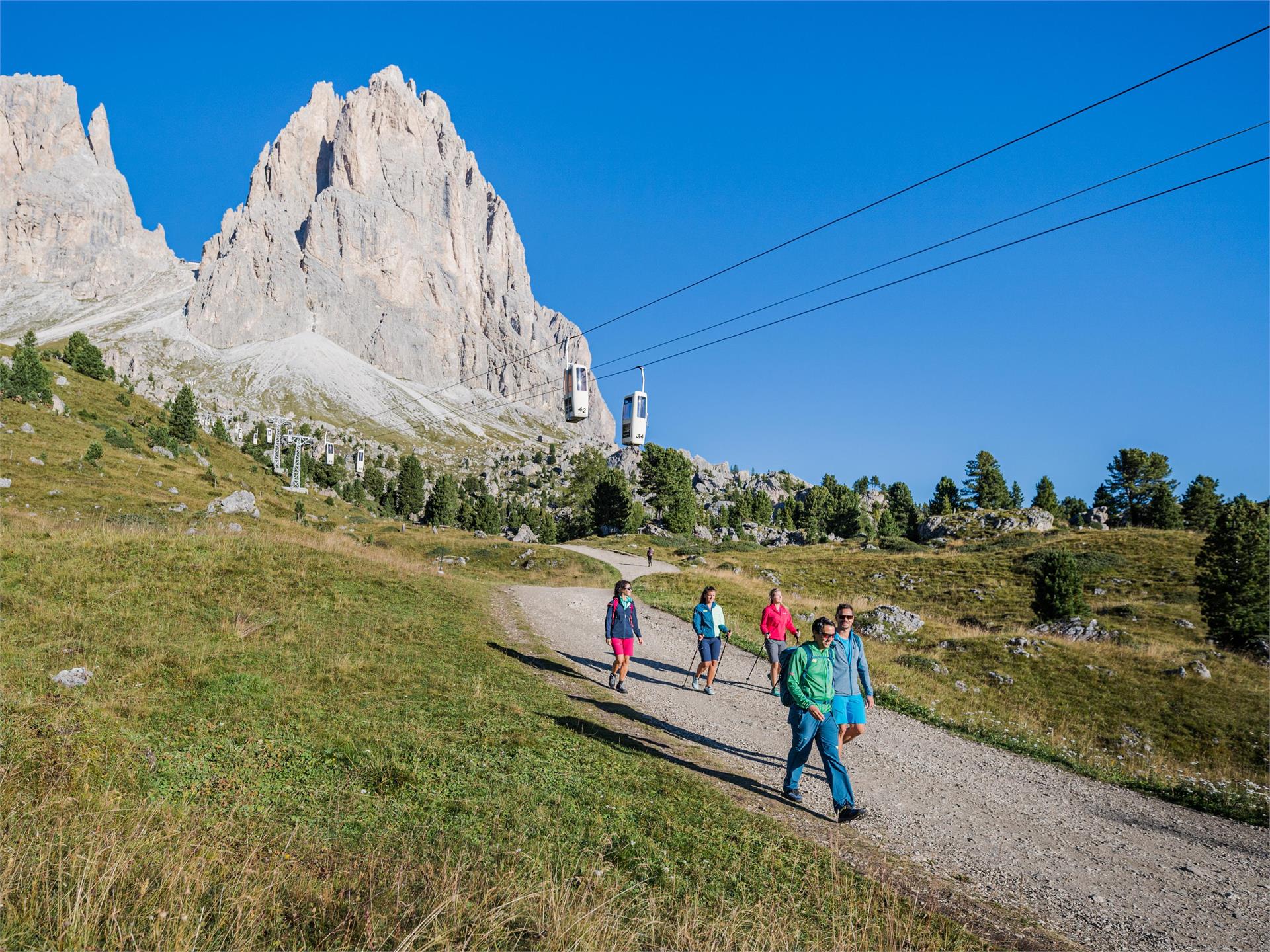 Wanderung von St. Christina zum Sellajoch St.Christina in Gröden 1 suedtirol.info