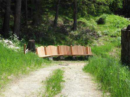 Il sentiero didattico tra i boschi di Rio Lagundo Parcines 20 suedtirol.info