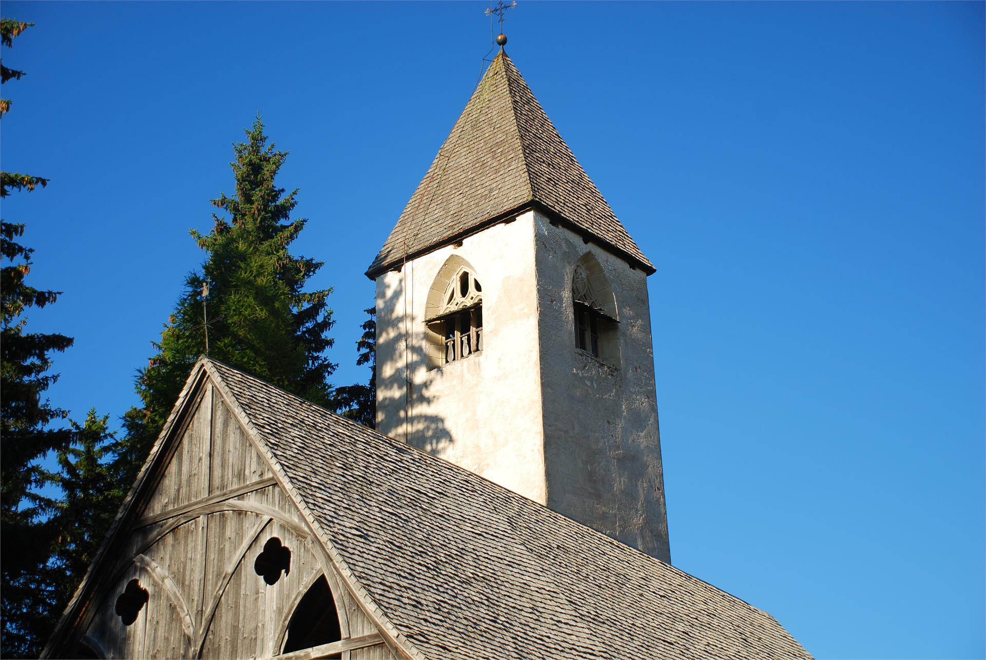 Wanderung zum Kirchlein St. Helena Deutschnofen 3 suedtirol.info