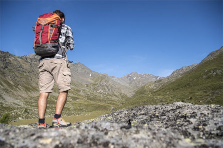 From Martello up to the Passo Madriccio/Madritschjoch in the Solda/Sulden valley Martell/Martello 1 suedtirol.info