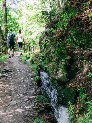 Wanderung Kuenser Waalweg - Kuens - #3 - suedtirol.info