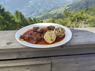 Wanderung zur Stierberg Alm - Kastelbell-Tschars - #4 - suedtirol.info