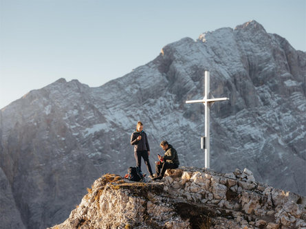 To the Pares peak La Val 1 suedtirol.info