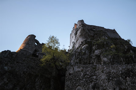 Il mistico castello di Salorno – Haderburg Salorno 8 suedtirol.info